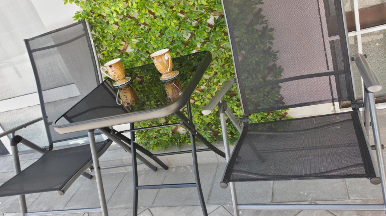 וליקו טורנובו Cozy Studio Near The Park With Huge Verandah. מראה חיצוני תמונה
